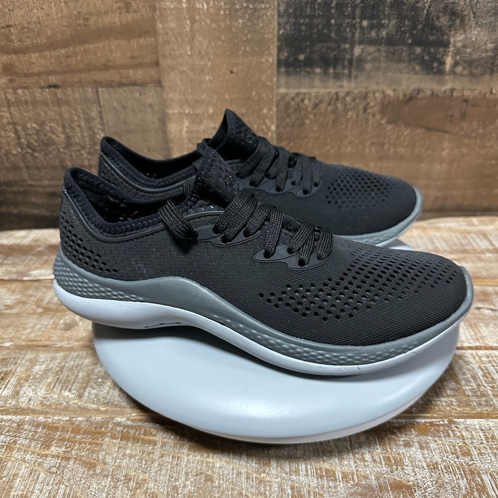 Crocs LiteRide Sneakers Women’s Size 7 Black Gray Athletic Walking Shoes 206705
